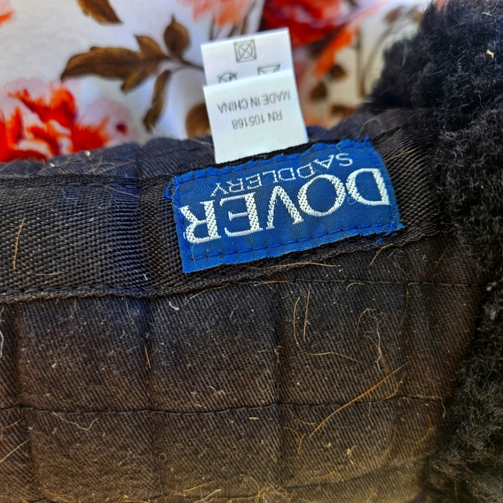 Shaped Wool Dressage pad